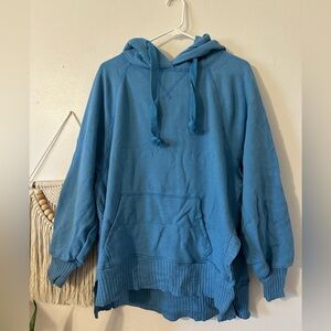 American Eagle oversized sweatshirt